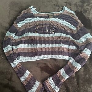 Cozy Striped Crew Neck Sweater in Blue and Brown